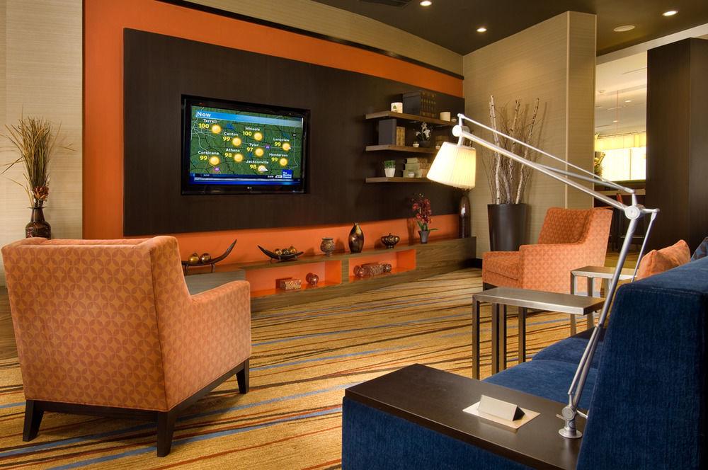 คอร์ตยาร์ด ไทเลอร์ Hotel ภายนอก รูปภาพ